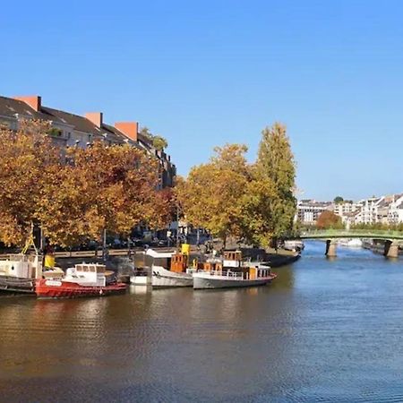 Bright Apartment With Large Terrace Nantes Bagian luar foto