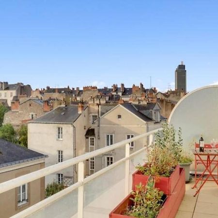 Bright Apartment With Large Terrace Nantes Bagian luar foto