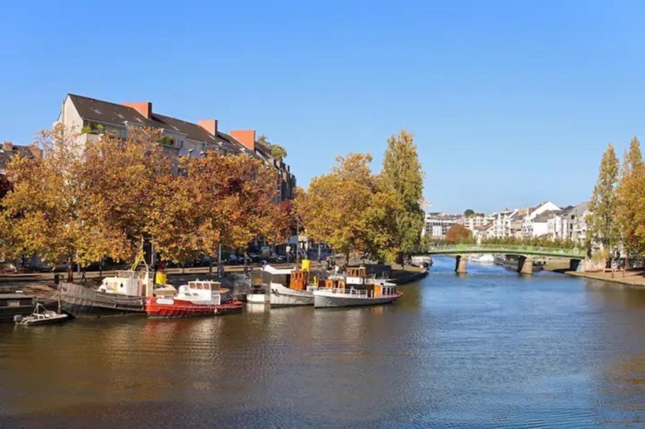 Bright Apartment With Large Terrace Nantes Bagian luar foto
